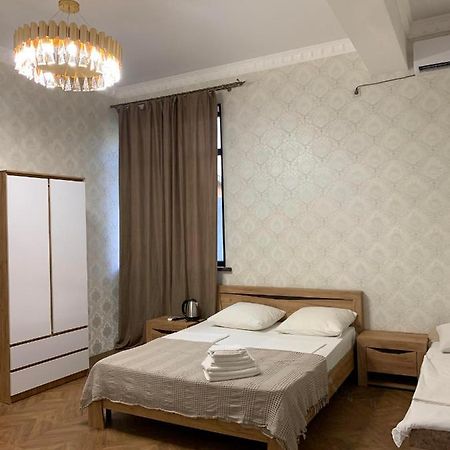Mini Hotel Amra Пицунда Экстерьер фото