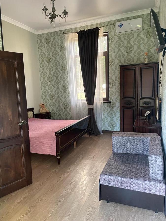 Mini Hotel Amra Пицунда Экстерьер фото